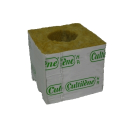 Cutilene - Substrates - Cube 7,5cm with 40 mm Hole 10 pc.